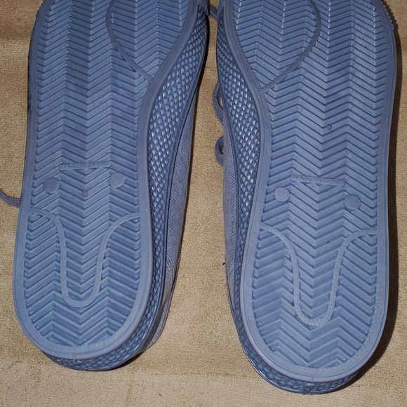 - NWOT levi’s woman’s shoes size 7.5 - Picture 6 of 7